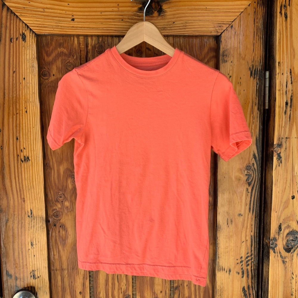 Kids orange shirt